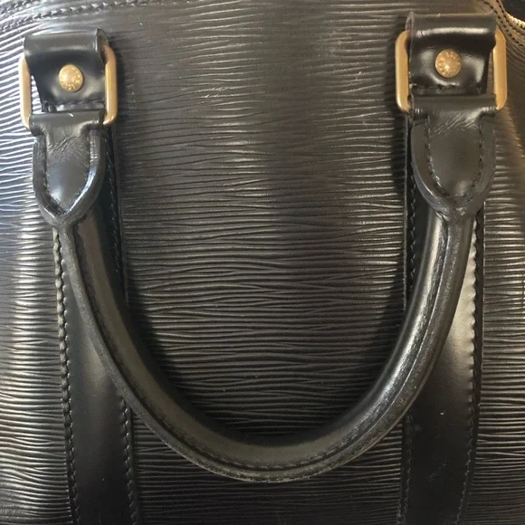 Louis Vuitton Black Epi Leather Keepall 45 - Picture 12 of 13